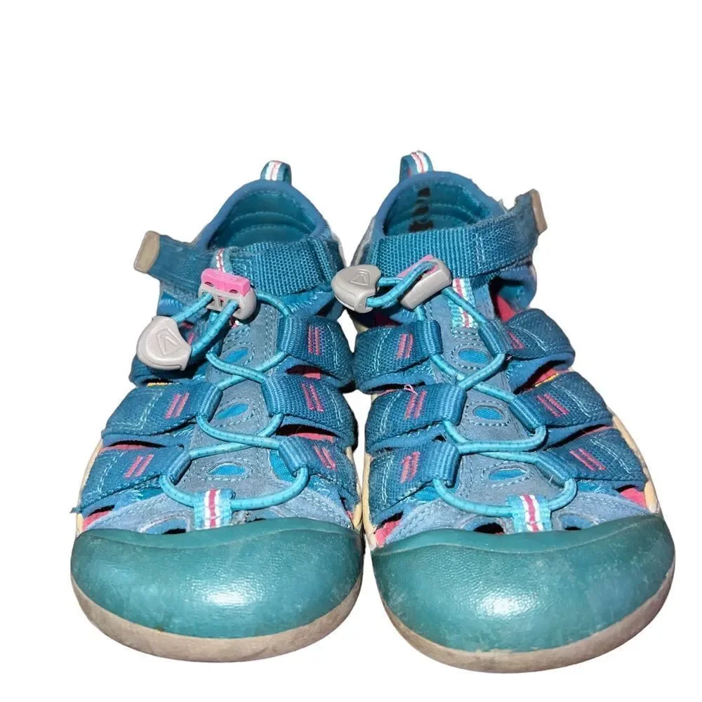Keen youth hiking and water sandals‎ size 2